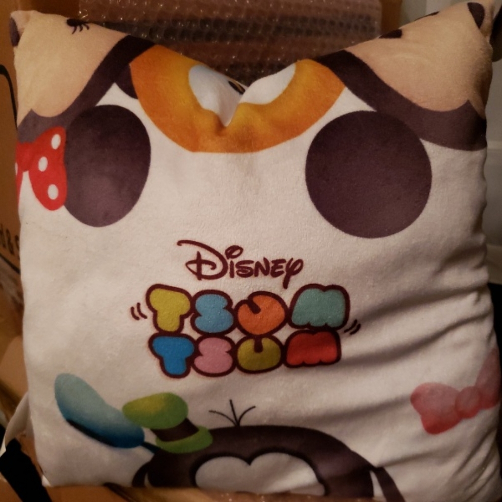 Tsum Tsum plush pillow Exclusive item